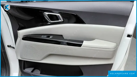KIA CARNIVAL DIESEL 9-SEATER NOBLESSE