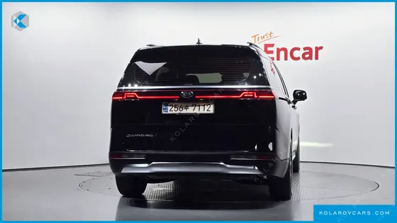KIA CARNIVAL GASOLINE 9-SEATER SIGNATURE