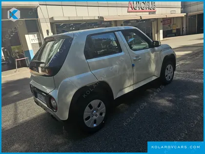 HYUNDAI CASPER VAN