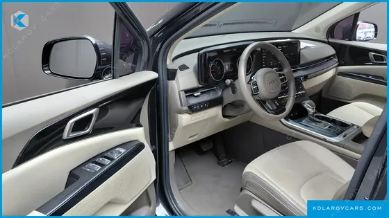 KIA CARNIVAL DIESEL 9-SEATER PRESTIGE
