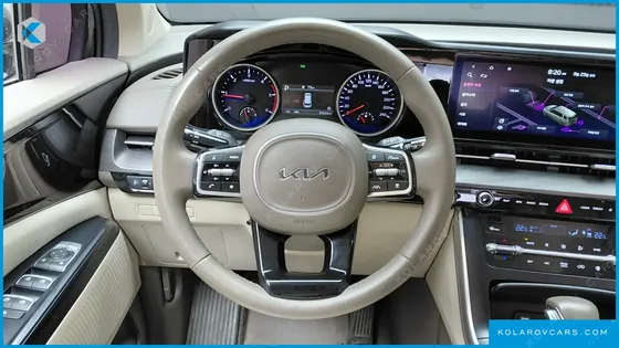 KIA CARNIVAL DIESEL 9-SEATER PRESTIGE