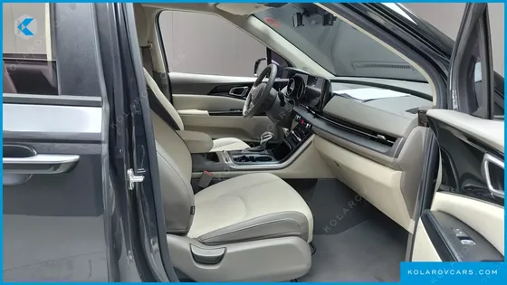 KIA CARNIVAL DIESEL 9-SEATER PRESTIGE