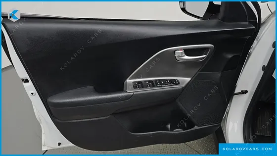 KIA NIRO EARTH