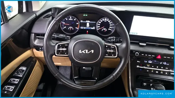 KIA CARNIVAL DIESEL 9-SEATER PRESTIGE