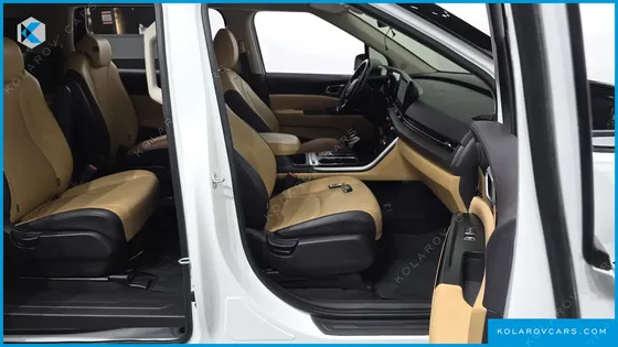 KIA CARNIVAL DIESEL 9-SEATER PRESTIGE