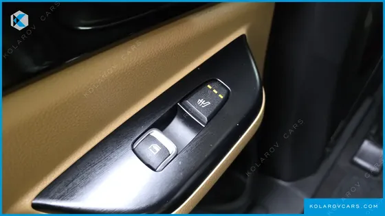 KIA CARNIVAL DIESEL 9-SEATER PRESTIGE