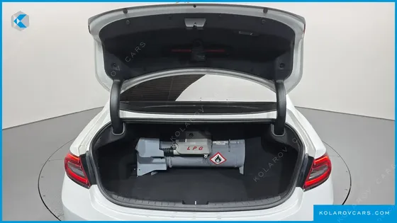 HYUNDAI GRANDEUR 3.0 LPI MODERN (RENTAL CAR)