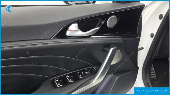 KIA STINGER 2.5 PLATINUM