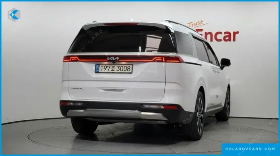 KIA CARNIVAL GASOLINE 9-SEATER NOBLESSE