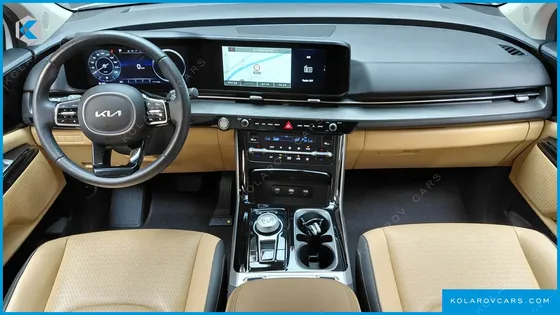 KIA CARNIVAL GASOLINE 9-SEATER NOBLESSE