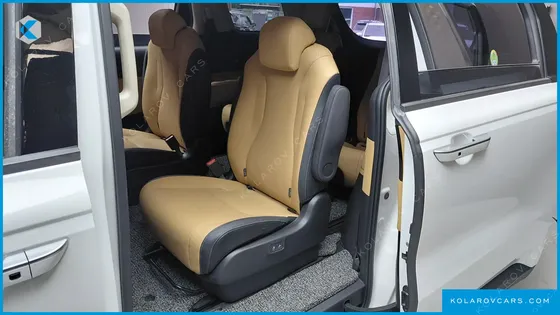 KIA CARNIVAL GASOLINE 9-SEATER NOBLESSE