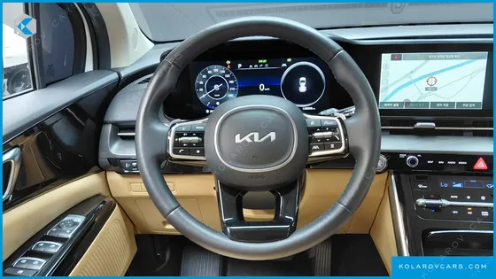 KIA CARNIVAL GASOLINE 9-SEATER NOBLESSE