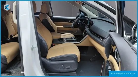 KIA CARNIVAL GASOLINE 9-SEATER NOBLESSE
