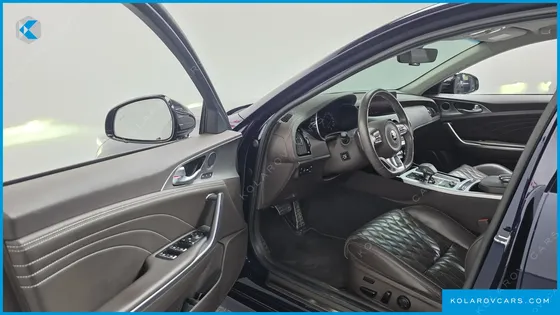 KIA STINGER 2.5 MASTERS