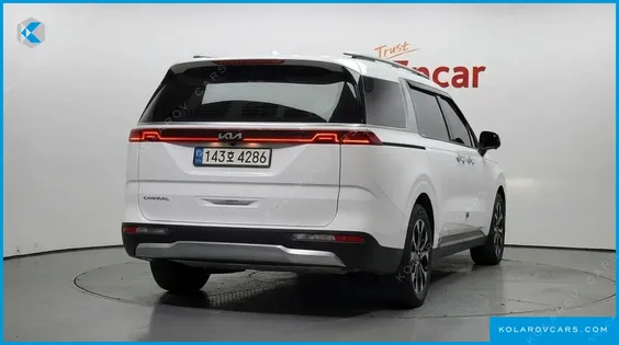 KIA CARNIVAL DIESEL 9-SEATER PRESTIGE