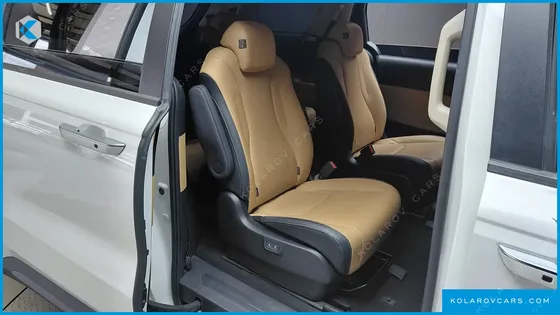 KIA CARNIVAL DIESEL 9-SEATER PRESTIGE