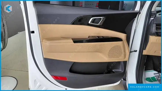 KIA CARNIVAL DIESEL 9-SEATER PRESTIGE