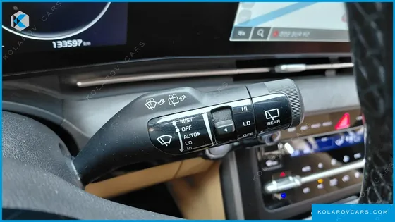KIA CARNIVAL DIESEL 9-SEATER PRESTIGE