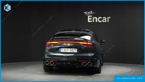 KIA STINGER 2.5 AWD MASTERS ACRO EDITION