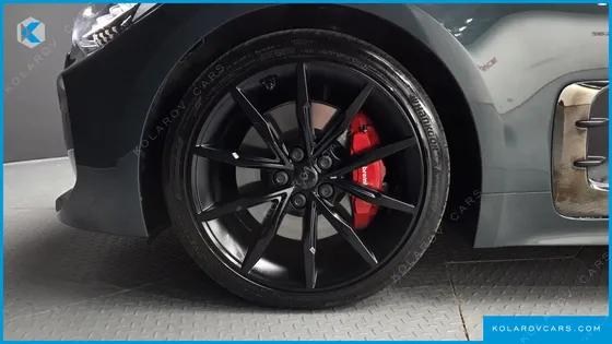 KIA STINGER 2.5 AWD MASTERS ACRO EDITION