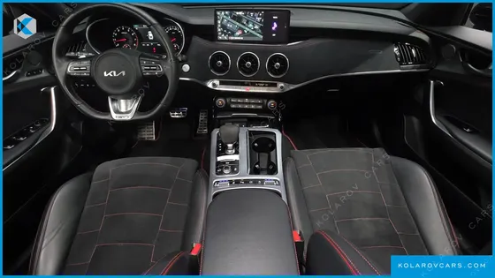 KIA STINGER 2.5 AWD MASTERS ACRO EDITION