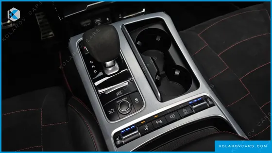 KIA STINGER 2.5 AWD MASTERS ACRO EDITION