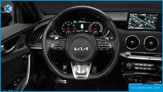 KIA STINGER 2.5 AWD MASTERS ACRO EDITION