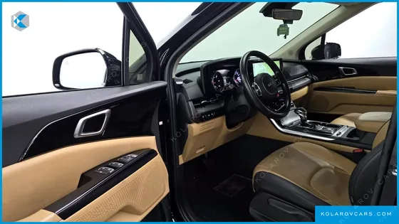 KIA CARNIVAL DIESEL 9-SEATER PRESTIGE