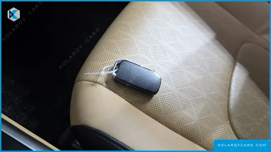 KIA CARNIVAL DIESEL 9-SEATER PRESTIGE