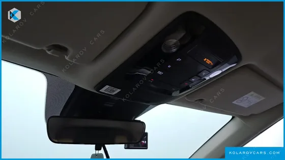 KIA CARNIVAL DIESEL 9-SEATER PRESTIGE