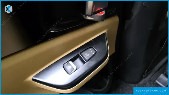 KIA CARNIVAL DIESEL 9-SEATER PRESTIGE