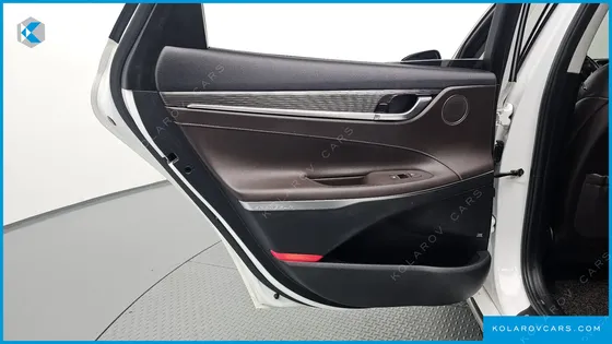 HYUNDAI GRANDEUR 3.0 LPI DSABLED PERSON