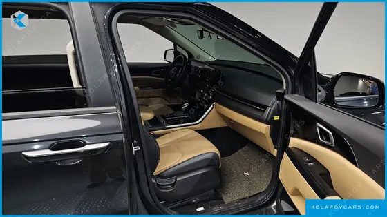 KIA CARNIVAL DIESEL 9-SEATER PRESTIGE