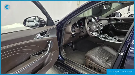 KIA STINGER 2.5 AWD MASTERS