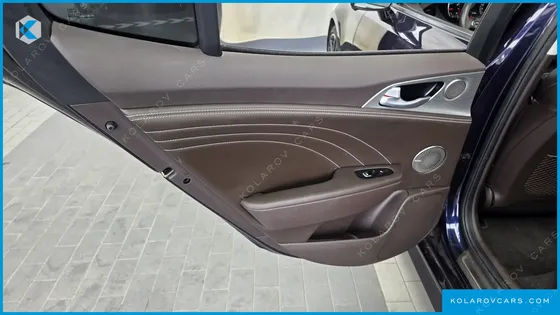KIA STINGER 2.5 AWD MASTERS