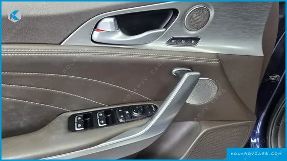 KIA STINGER 2.5 AWD MASTERS