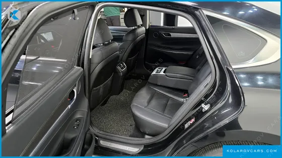 HYUNDAI GRANDEUR 2.2 DIESEL PREMIUM