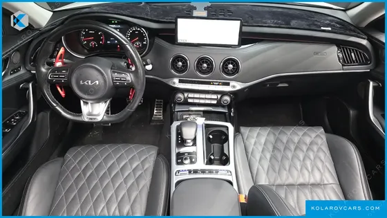 KIA STINGER 2.5 MASTERS