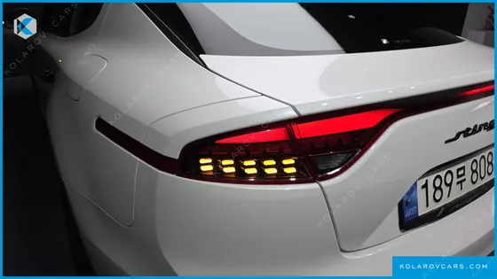 KIA STINGER 2.5 MASTERS