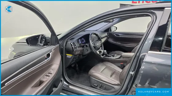 HYUNDAI GRANDEUR 2.4 PREMIUM