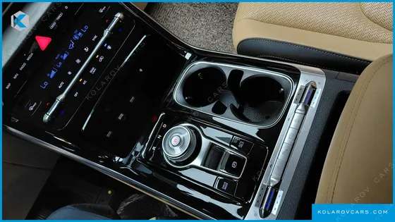 KIA CARNIVAL DIESEL 9-SEATER NOBLESSE