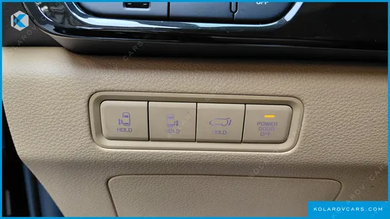 KIA CARNIVAL DIESEL 9-SEATER NOBLESSE