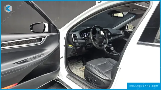 HYUNDAI GRANDEUR 2.4 PREMIUM