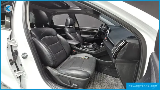 HYUNDAI GRANDEUR 2.4 PREMIUM