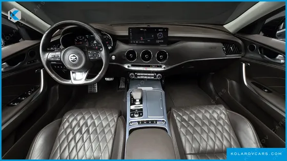 KIA STINGER 2.5 AWD MASTERS