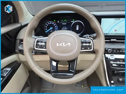 KIA CARNIVAL DIESEL 9-SEATER NOBLESSE