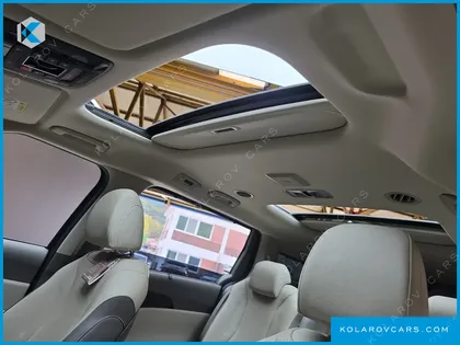 KIA CARNIVAL DIESEL 9-SEATER NOBLESSE