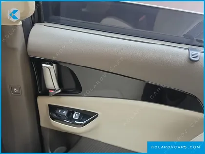 KIA CARNIVAL DIESEL 9-SEATER NOBLESSE