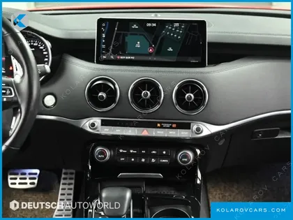 KIA STINGER 2.5 PLATINUM
