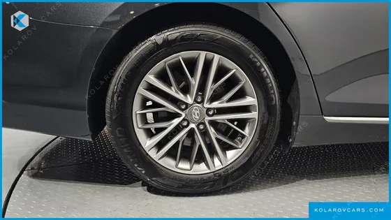 HYUNDAI GRANDEUR 2.4 PREMIUM